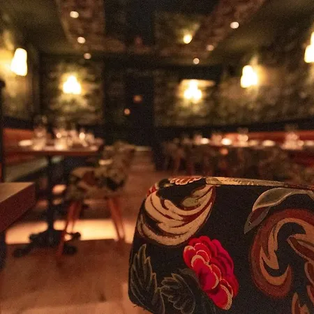 伯恩酒店 酒店