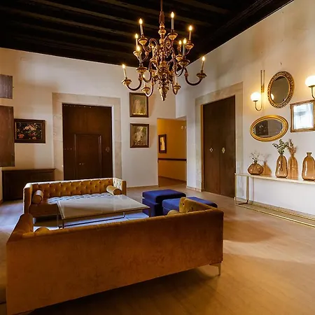 Born 4* Palma